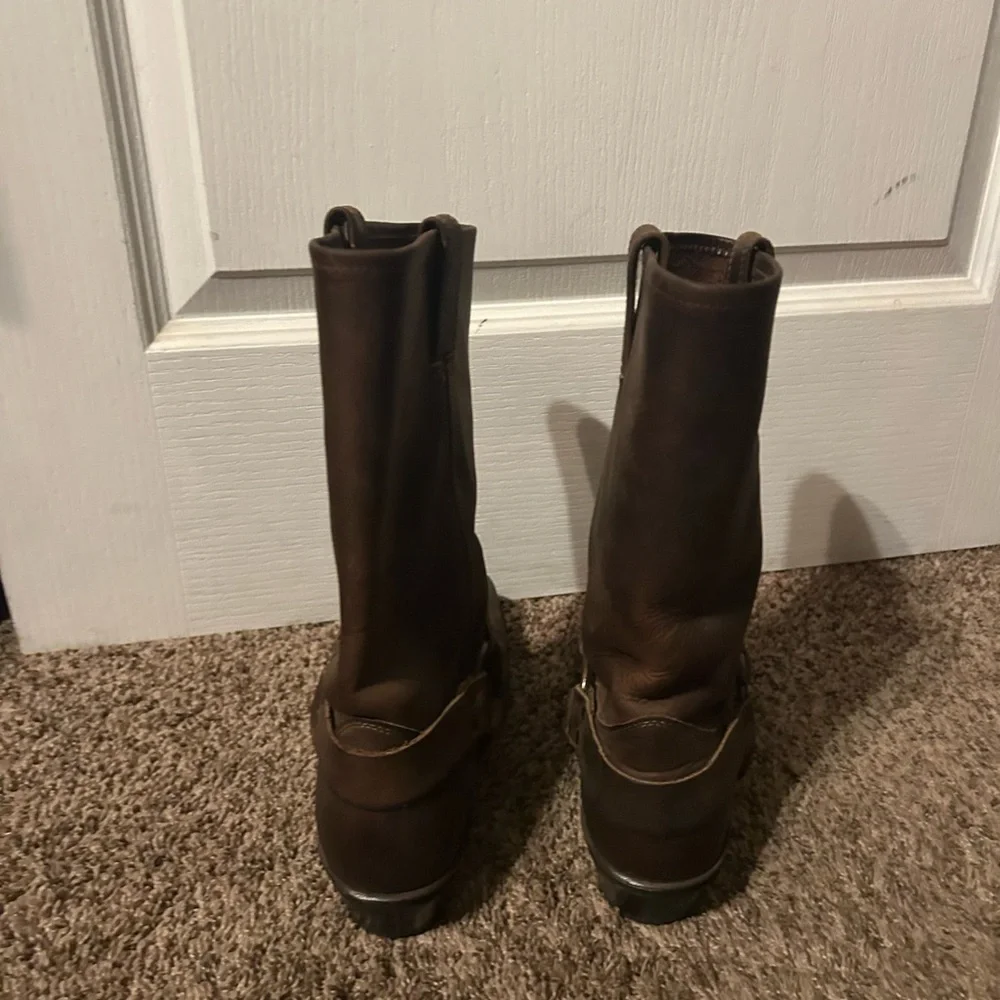 Women’s  Brown Leather Boots - Picture 2 of 4